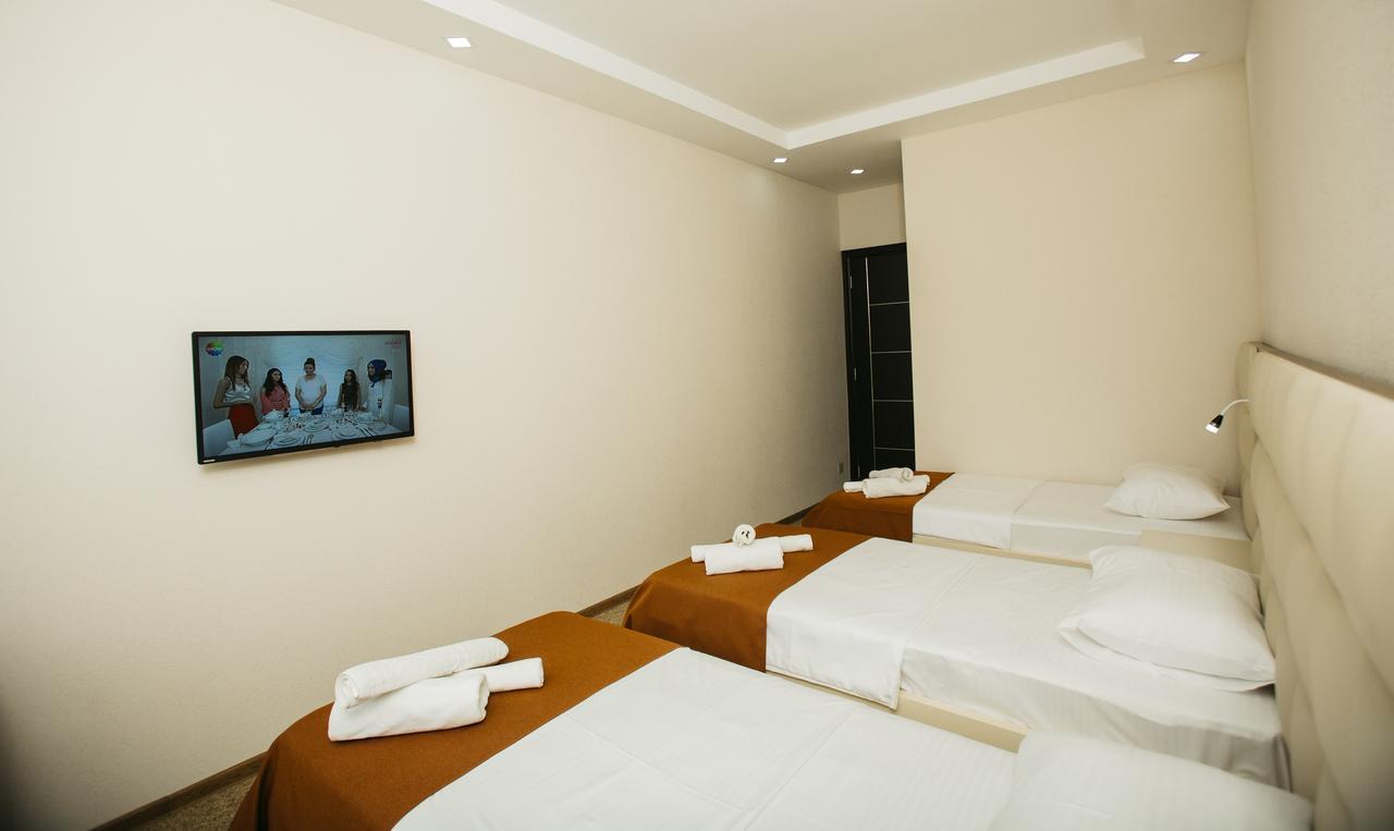 City Hotel Batumi Exterior foto
