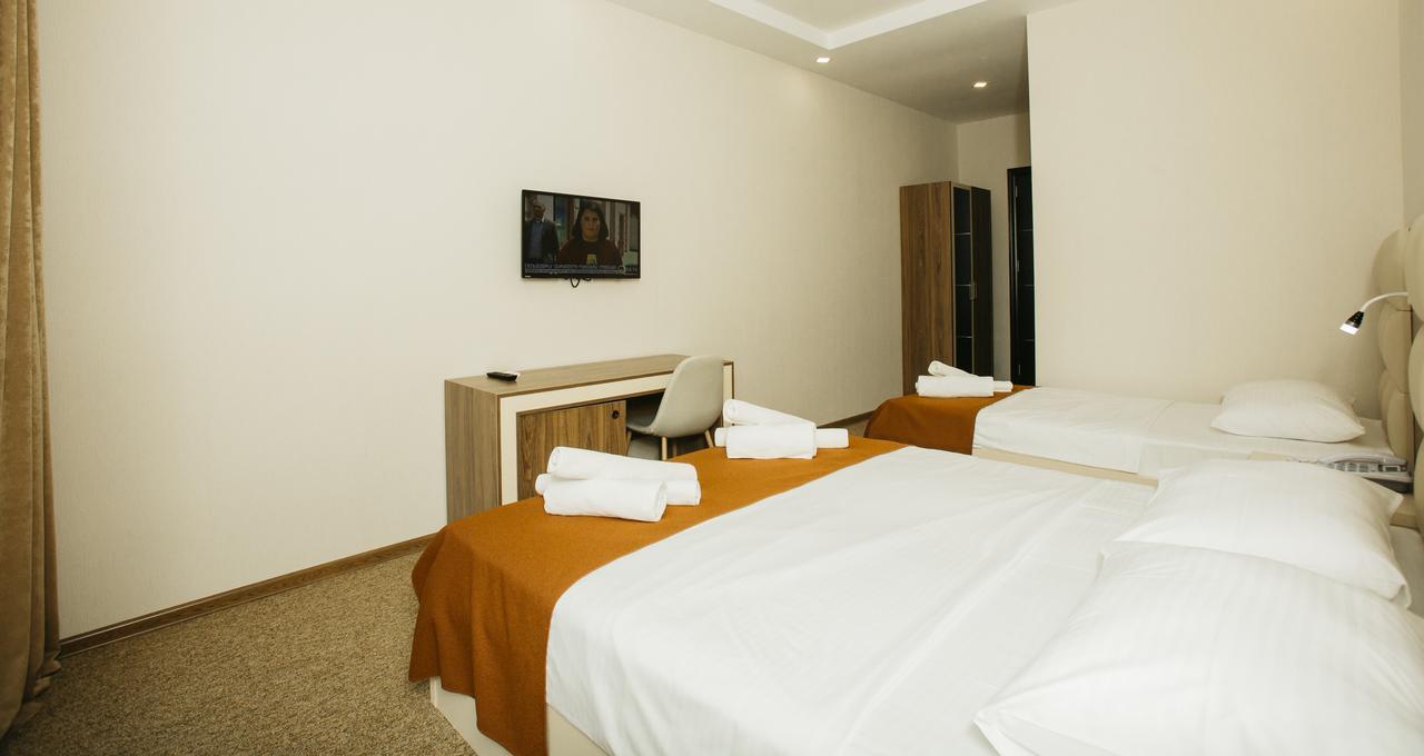 City Hotel Batumi Exterior foto